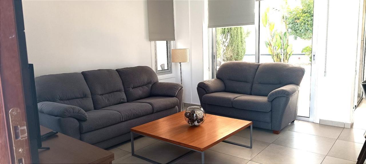 Colonial Villa 32 Περβόλια Εξωτερικό φωτογραφία